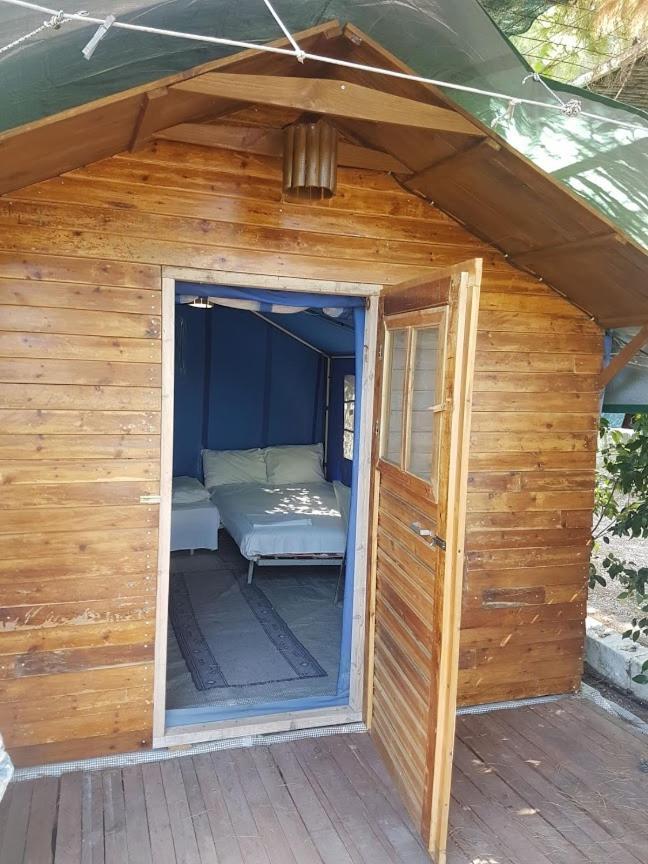ホテル Xenicamp-Retreat ナフプリオ エクステリア 写真